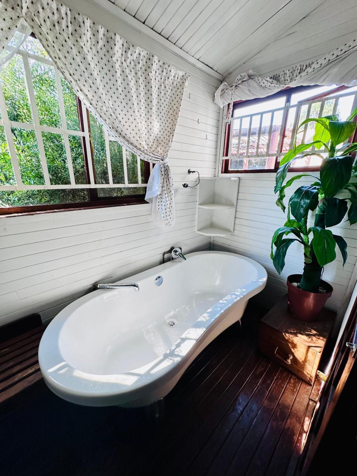 49Onmain Self Catering Holiday Home سابي المظهر الخارجي الصورة
